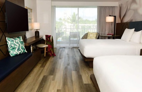 Lihue Hotel | Recreational Vacation Trip! 3 Contemporary Rooms, Close to Prince Kuhio Park!