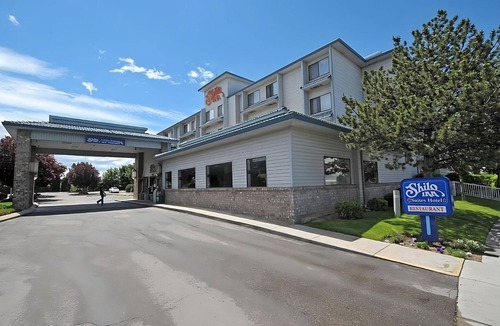 Nampa Hotel | Relax and Recharge! Indoor Pool and FREE Parking, Near Ford Idaho Center Arena