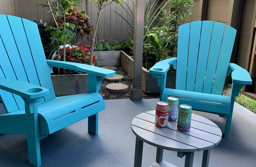 Waimea House | Remodeled 2bdr condo in the heart of Waimea town -15min drive from Beach