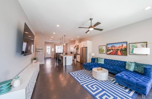 Castleberry Hill House | Rooftop with Skyline Views of Atlanta/Garage Parking/Walk to Restaurants