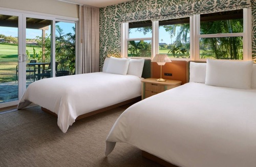 Kaanapali Hotel | Royal Bungalow Room Doubles at Royal Lahaina Resort, Outdoor Pool