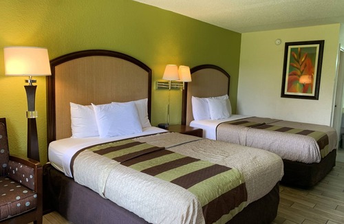 Kissimmee Hotel | RW Hotel