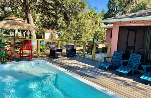Homosassa House | SaltwaterPool|DogOk|8PPL|FencedYard|Firepit
