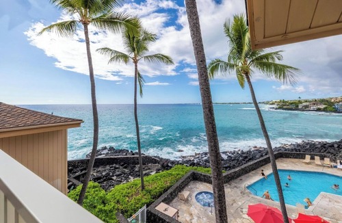 Historic Kailua Village Condo | Sea Village 3312: Oceanfront condo in Kailua-Kona, with stunning views!