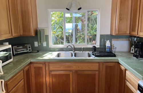 Honokaa House | Serene, Restored House from Sugar Days with Sweeping Ocean Views