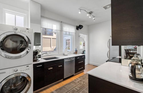 Brookwood Apartment | (SH) Rare Serviced 3-BR in Secluded and Peaceful Neighborhood