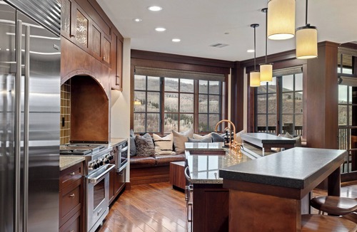 Empire Pass Condo | Ski-In/Out Deer Valley 3BR Luxury Condo Gym Hot Tub Deck Stunning Views