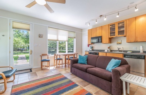 South Haven Cottage | Sleepy Hollow Beach Resort, Cottage 4A – Family Fun on Lake Michigan!