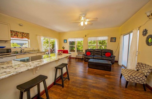 Kahaluu-Keauhou House | Spacious 5 Bedroom Kona Home w/Pool and Hot Tub!