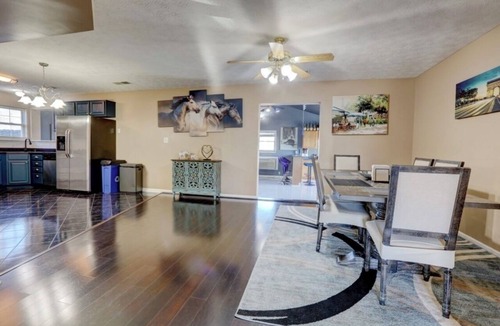 Lexington House | Spacious Retreat with Fenced Yard Near KY Horse Park & UK!