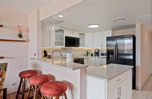 Kahaluu Bay Condo | Summer Deal Kona 2BR Condo Across Magic Sands Beach with Ocean Views