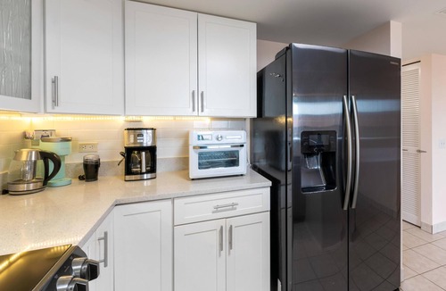 Kahaluu Bay Condo | Summer Deal Kona 2BR Condo Across Magic Sands Beach with Ocean Views