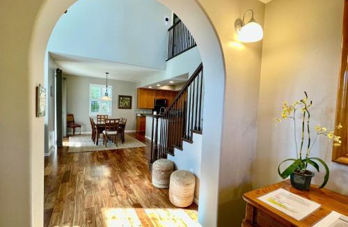 Waikoloa House | Summer Special! Hilton Pool Pass included!