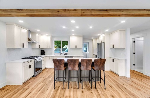 Everett House | Sunny 3BR Retreat Near Everett Waterfront