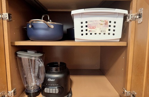 Hilo Apartment | Sunshine Rentals is located in Hilo—quiet, comfortable, and cozy!