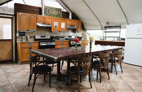 Kapoho Hotel | The Double Suite: Steps from Pāhoa’s Landmarks & Jungle Trails