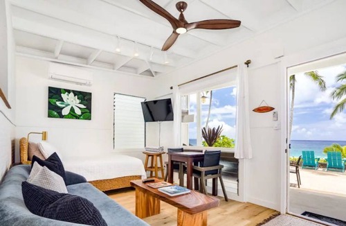 Pupukea House | The Gardenia at Ke Iki Beach Bungalows. Iconic Oceanfront stay.