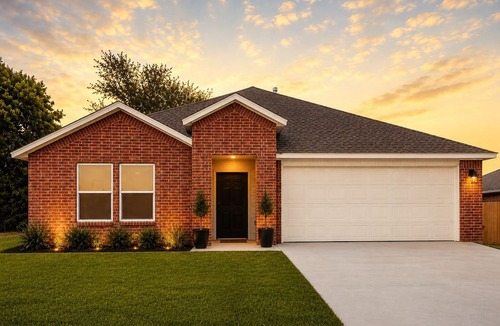 Maysville House | The Laredo - A Modern 4 BR house near Bentonville- 10 minutes from trails WMT HQ