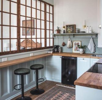 Lancaster Apartment | The Matilda Suite at Fahnestock House