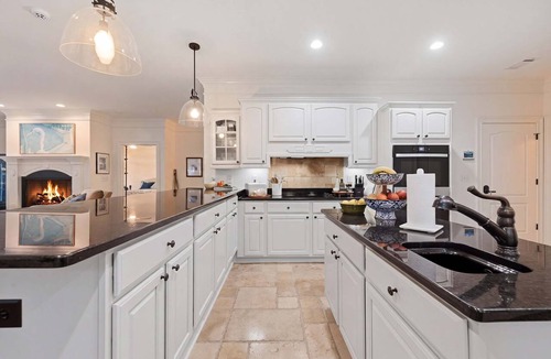 Milledgeville House | The Sinclair House Private Lake Retreat