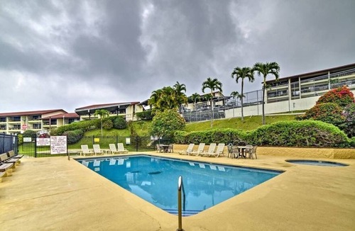Honalo Condo | The "Three Palms" condo at Kona Coffee Villas