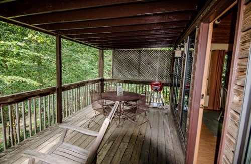 Skyland Cabin | Trade the Hotel for a Hot Tub During PGA TOUR Asheville