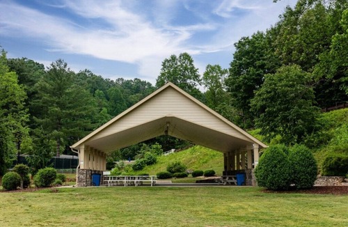 Lake Lure Condo | Tranquil Club Wyndham Resort at Fairfield Mountains, 2 Bedroom Deluxe Suite