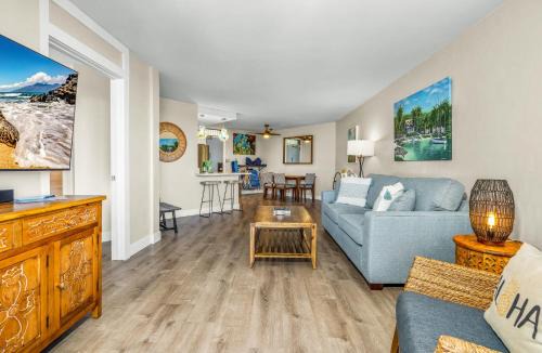 Kihei House | Tranquil Oceanfront Vistas