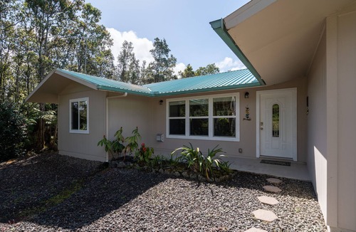 Royal Hawaiian Estates House | Tranquil private home 5 minutes to Hawai'i Volcanoes National Park