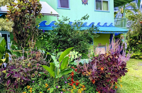 Keaau Apartment | Tropical Studio Apartment!
