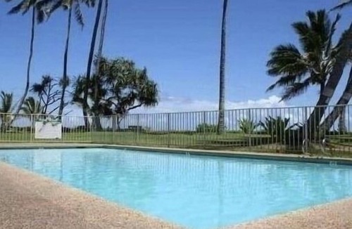 Punaluu Condo | Turtle Beachfront, snorkeling, free parking, wash-dryer in unit, New bigger AC.