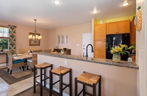 Waikoloa Apartment | Waikoloa Colony Villas Ocean View 5 BR Sleeps 12 Complimentary Car with 6 Nights WCV ML-1299 by KBM