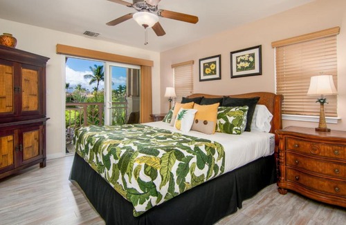Waikoloa Apartment | Waikoloa Colony Villas Ocean View 5 BR Sleeps 12 Complimentary Car with 6 Nights WCV ML-1299 by KBM