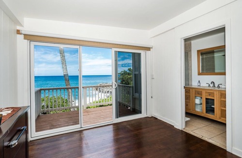 Pupukea House | Waimea Point Oceanfront House - with Air Conditioning