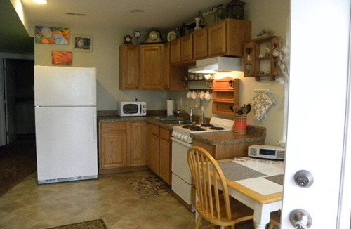 La Conner House | Waterfront, 2 kitchens, 2 living areas, 3 bedrooms, 3 bathrooms. Quiet.
