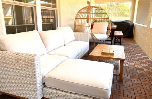 Homosassa Villa | Waterfront Retreat with Community Private Dock – Pet-Friendly!
