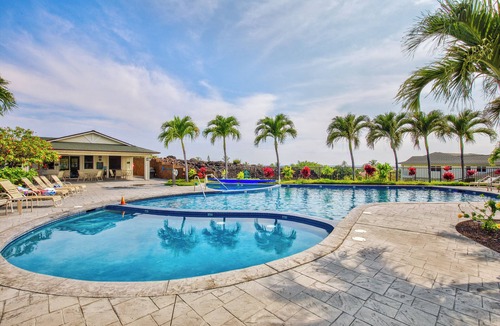 Kahaluu Bay Condo | 🌴Wonderful town home in a private setting with ocean views🌴