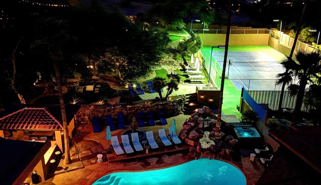 1st Part of Description has Discounts! Resort-like w/Pickleball/Spa/Golf/HotTub! in Phoenix