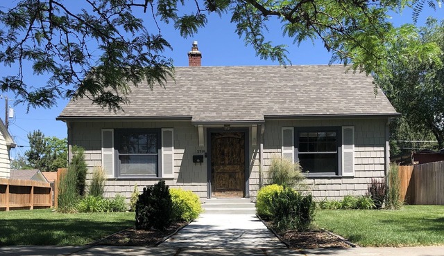 2 Bedroom Boise Charmer! Walk or Bike Downtown, Greenbelt, Boise State in Boise