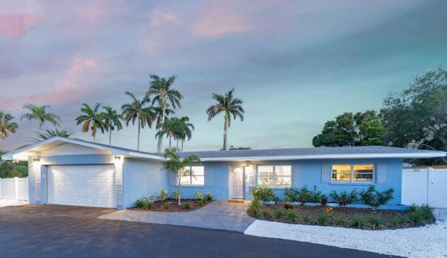 2 Masters Spa Pool Yard Games Upscale Area in Bradenton