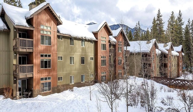 2br Deluxe Skiing, Fishing, Golf, & more!