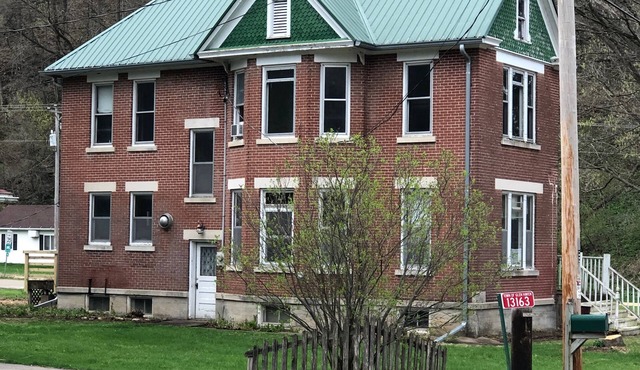 5 bedroom - Parsonage of Glen Haven in Glen Haven