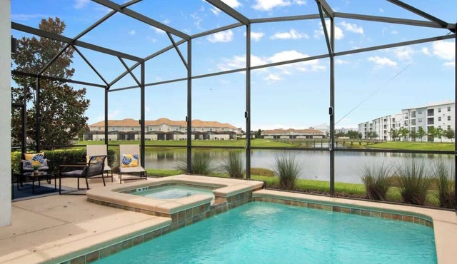 6BR Themed-Pool&Theater, Walk to StoreyLake Resort