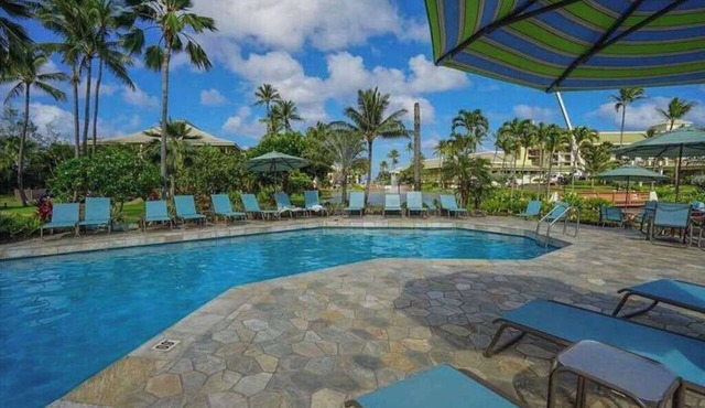 August Sale - Renovated Oceanfront Lihue Condo with AC, Lanai & Pool