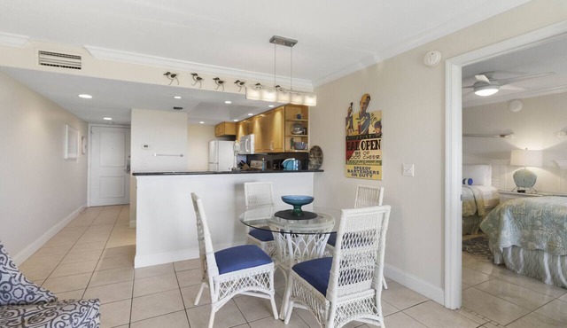 Beachfront Bliss: Beach Castle #1 by RVA in Longboat Key