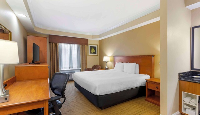 Best Western Plus Kingsland
