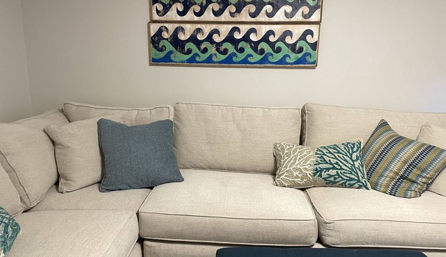 Brand New Condo! Sleeps 6, Full kitchen, Walk to Beach/Town, Pools, Grill, Yard in Ogunquit