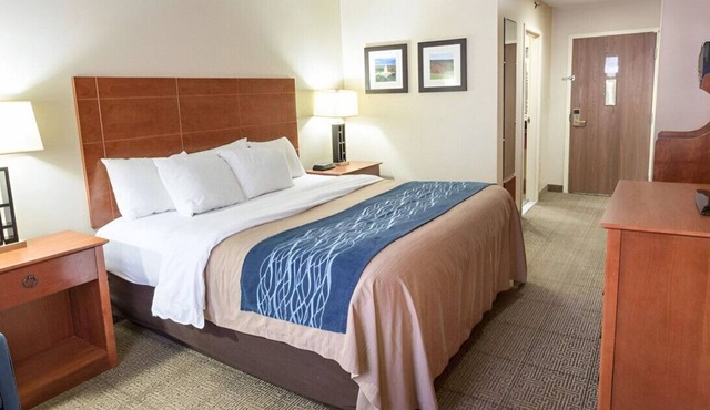 Breathtaking Rm for Luxurious Stay! Free Wi-Fi in Augusta