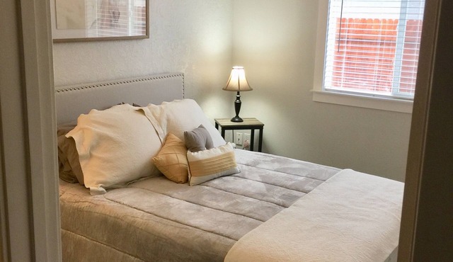 Charming 1-bedroom apartment with all Amenities in Eagle in Eagle