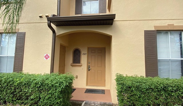 Charming 1-bedroom studio with AC in pleasant Davenport